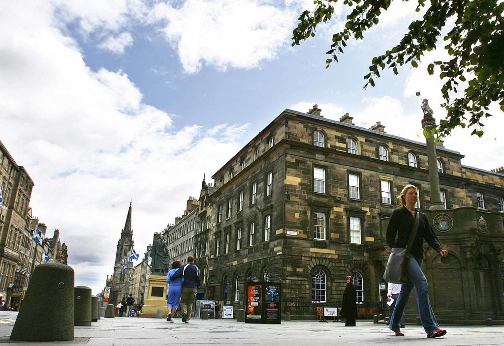 Parliament Sq Apartman EDI Kültér fotó