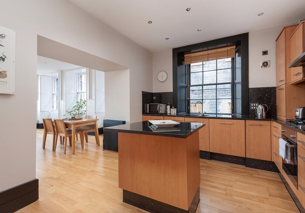Parliament Sq Apartman EDI Kültér fotó