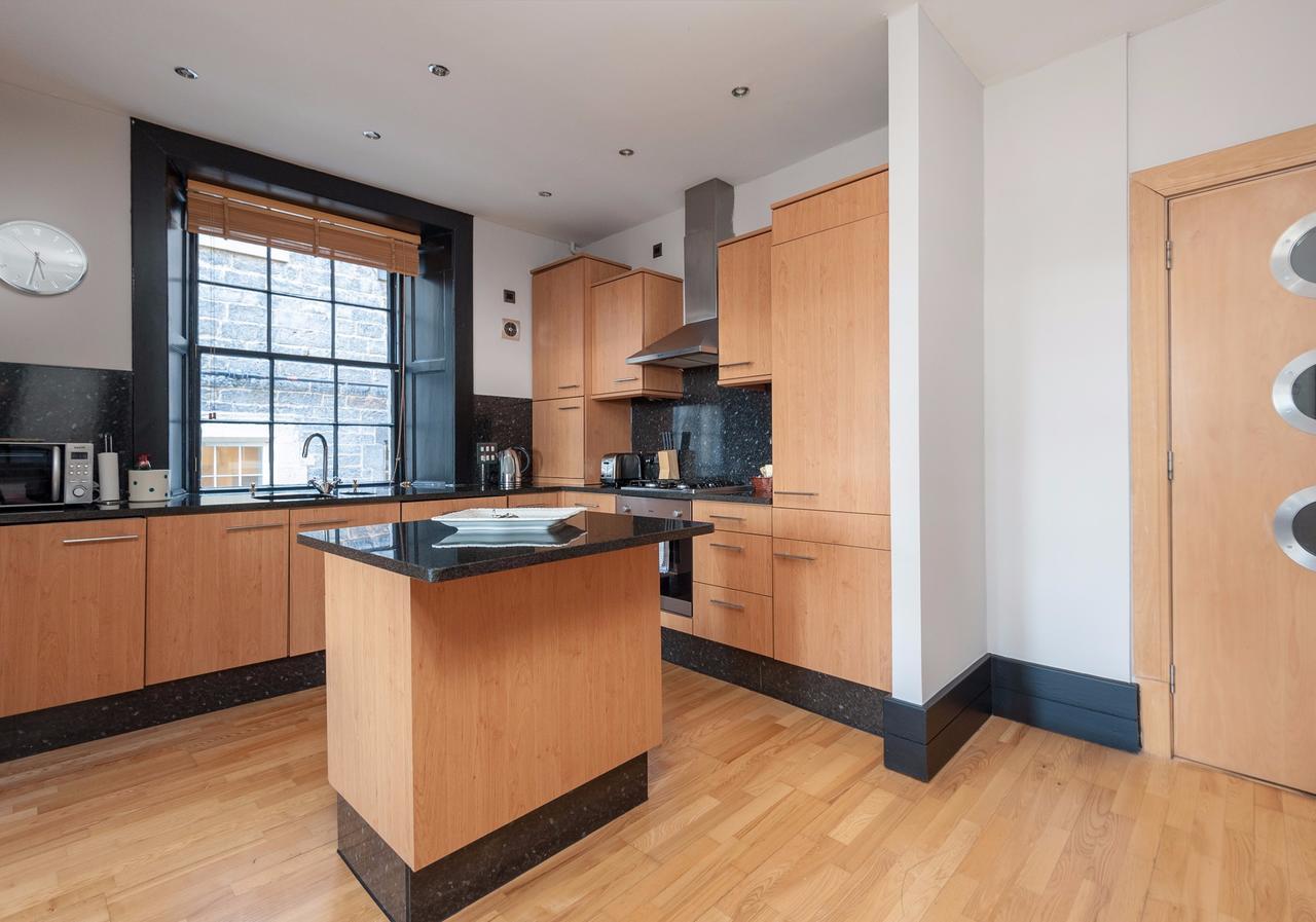 Parliament Sq Apartman EDI Kültér fotó
